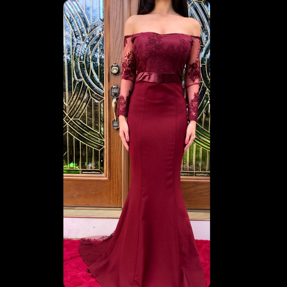 Burgundy off shoulder dress! NWT - Picture 2 of 5